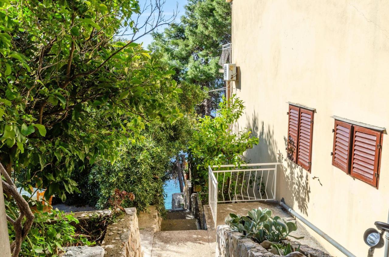 By The Sea Apartment Marta Prizba Exterior photo