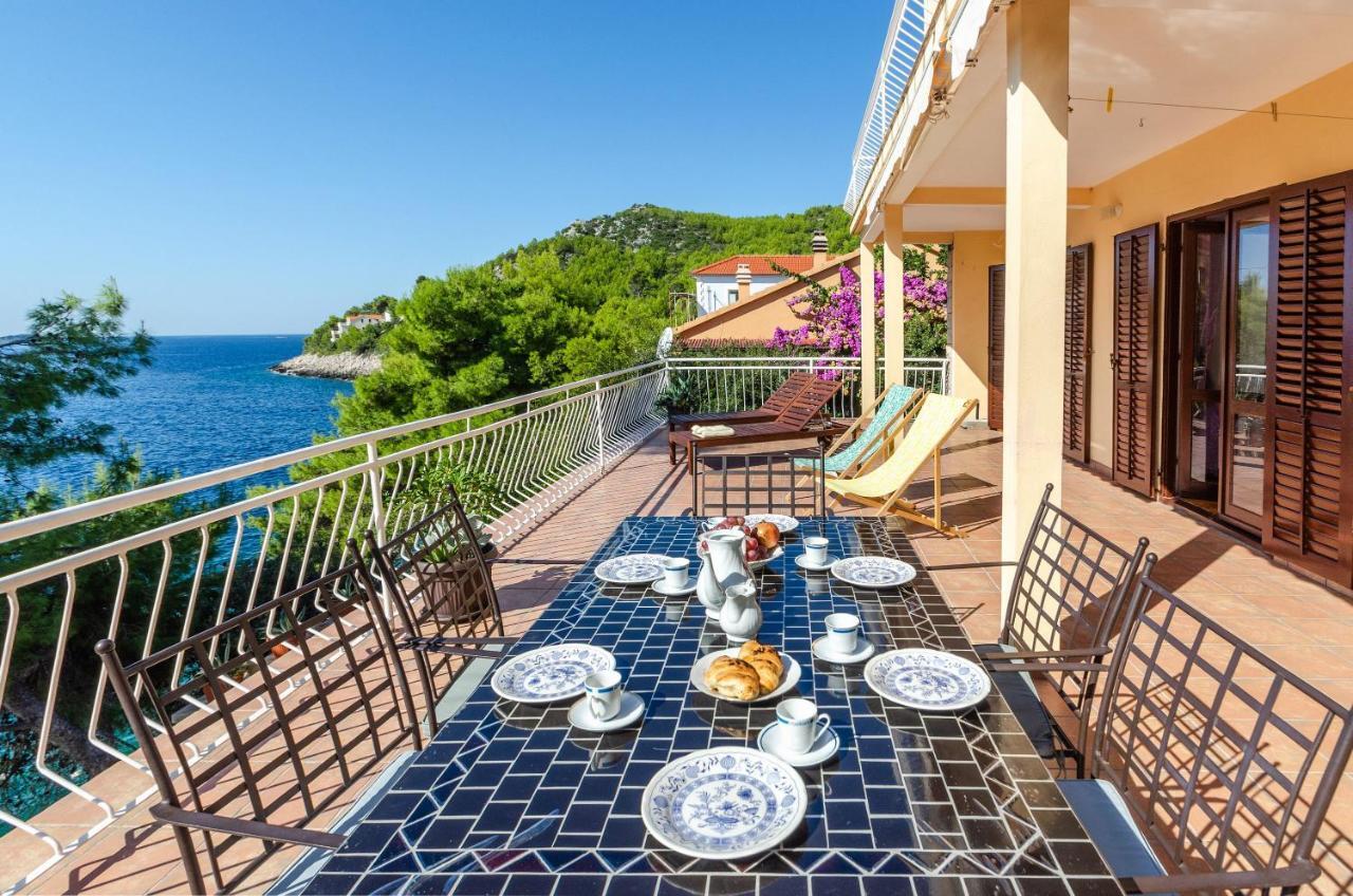 By The Sea Apartment Marta Prizba Exterior photo